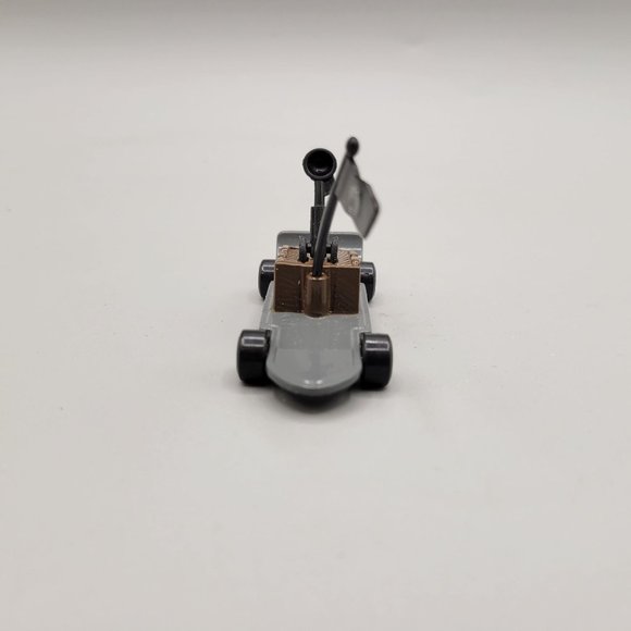 1998 Small Soldiers Skate-A-Pult w Chip Hazard and Archer Flame Thrower - Picture 9 of 11